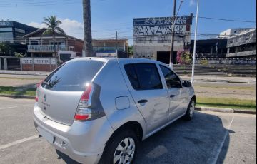 Renault Sandero Expression 1.0 16V (Flex) - Foto #5