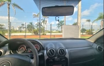 Renault Sandero Expression 1.0 16V (Flex) - Foto #6