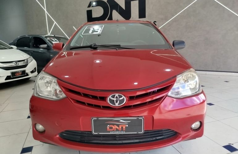 Toyota Etios 1.3 Xs 16v - Foto #2