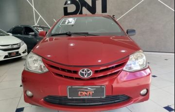 Toyota Etios 1.3 Xs 16v - Foto #2