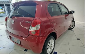 Toyota Etios 1.3 Xs 16v - Foto #4