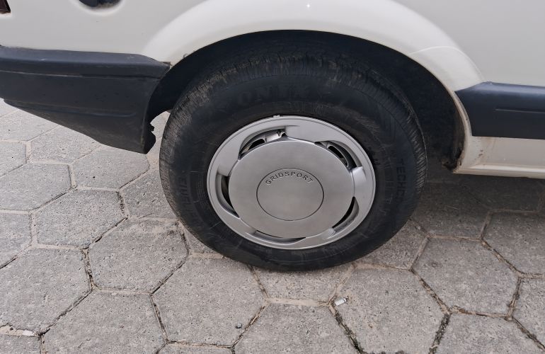 Volkswagen Gol CL 1.6 - Foto #6