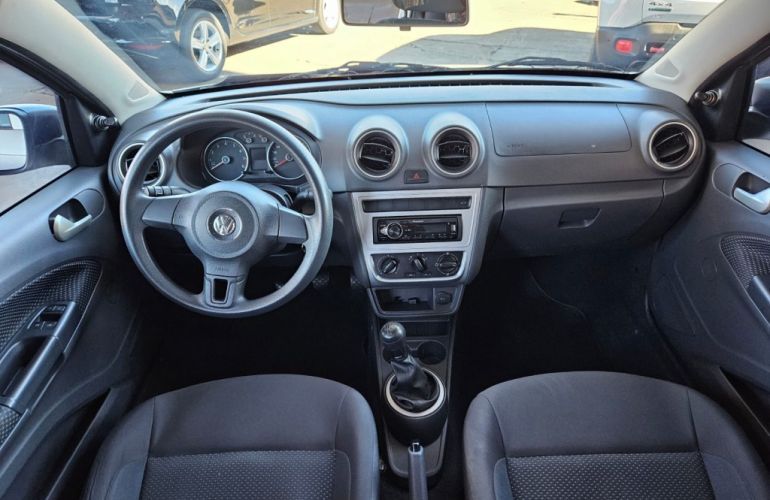 Volkswagen Voyage 1.6 VHT City (Flex) - Foto #3
