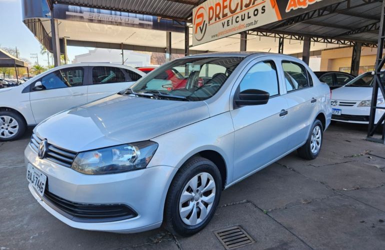 Volkswagen Voyage 1.6 VHT City (Flex) - Foto #7