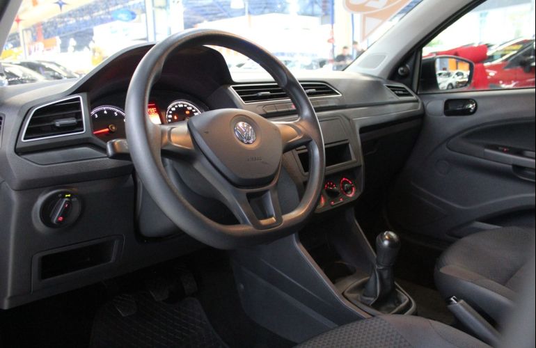 Volkswagen Voyage 1.0 12v MPi Total - Foto #3