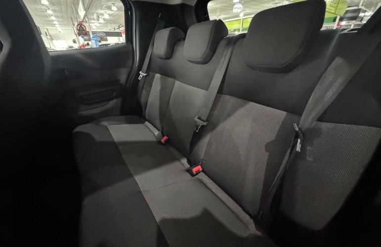 Citroën C3 1.0 Firefly Live Pack - Foto #8