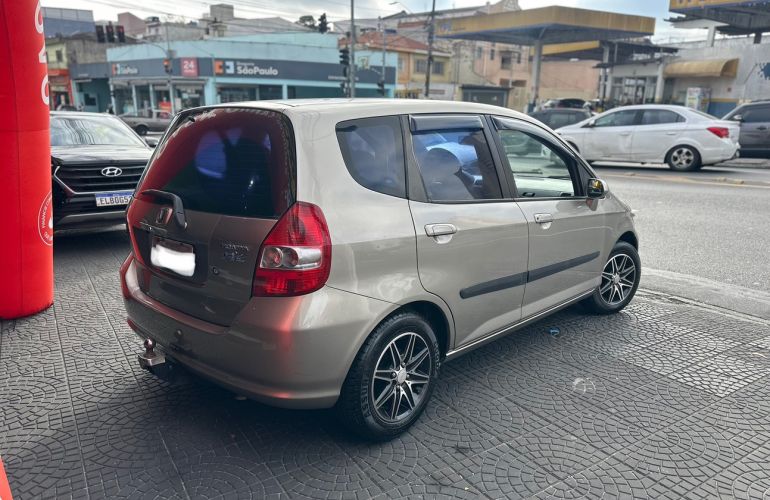 Honda Fit 1.4 LX 8v - Foto #4