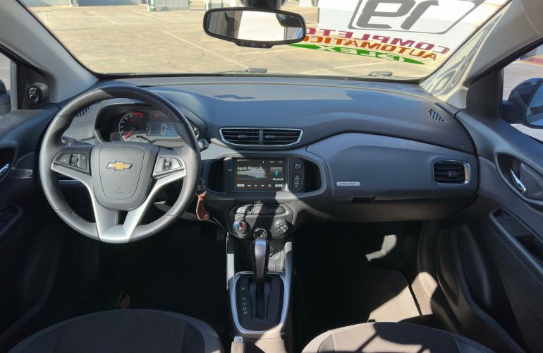 Chevrolet Onix 1.4 MPFi Activ 8v - Foto #7