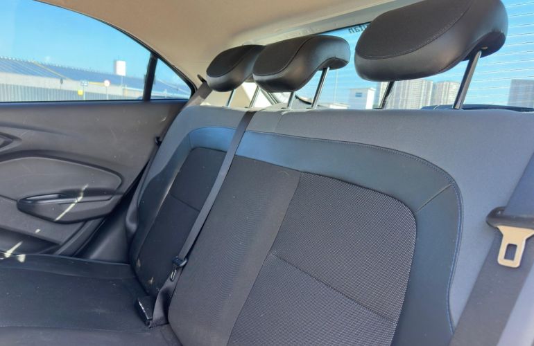 Chevrolet Onix 1.4 MPFi Activ 8v - Foto #9