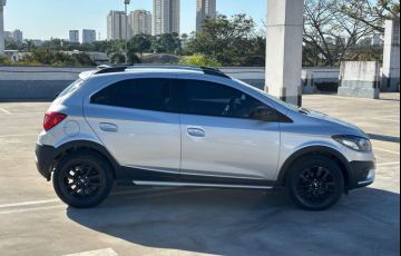 Chevrolet Onix 1.4 MPFi Activ 8v - Foto #10