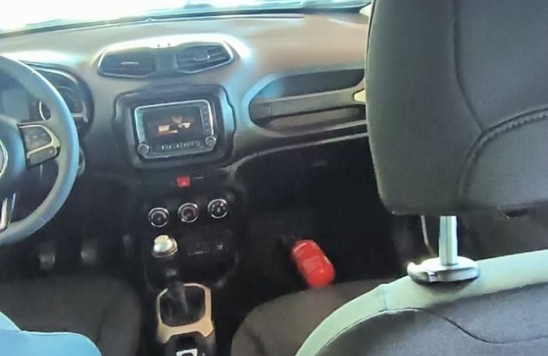 Jeep Renegade 1.8 16V Sport - Foto #8