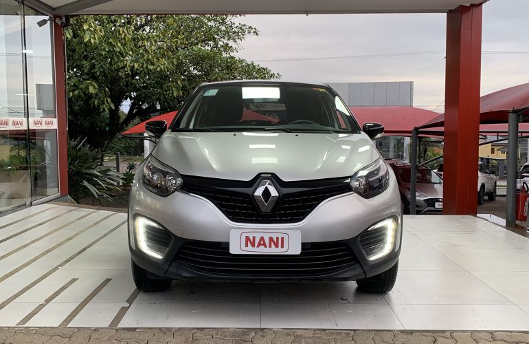 Renault Captur Life 1.6 CVT - Foto #2