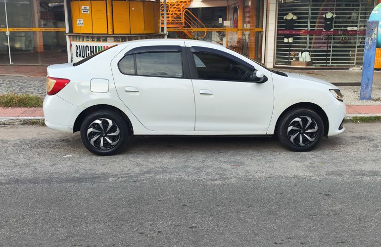 Renault Logan Expression 1.6 16V SCe (Flex) - Foto #3