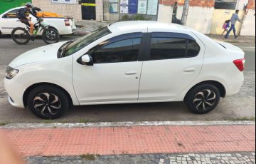 Renault Logan Expression 1.6 16V SCe (Flex) - Foto #6
