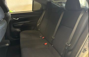 Toyota Yaris 1.5 16V Sedan Xl Live Multidrive - Foto #10