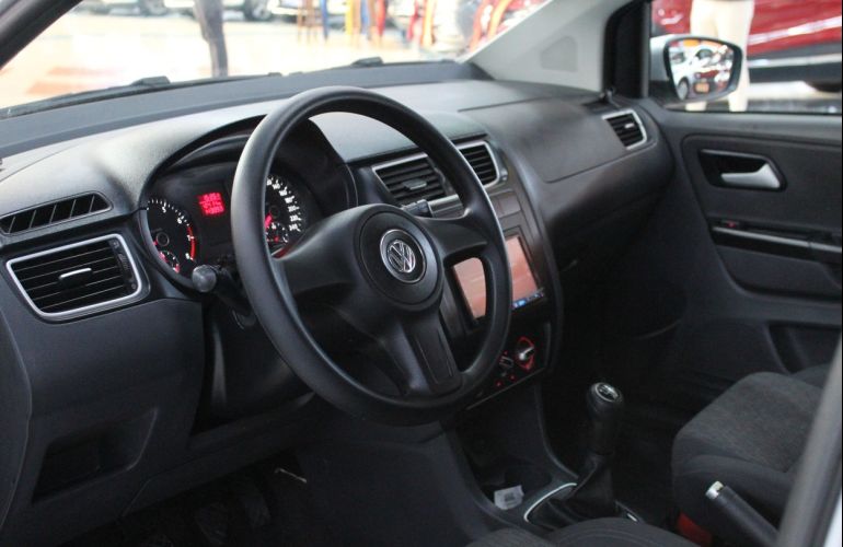 Volkswagen Fox 1.6 Mi 8v - Foto #3