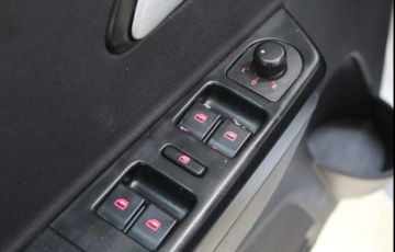 Volkswagen Fox 1.6 Mi 8v - Foto #4