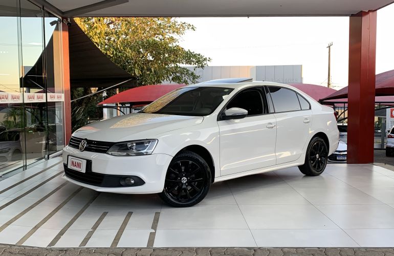 Volkswagen Jetta 2.0 Comfortline (Flex) - Foto #1