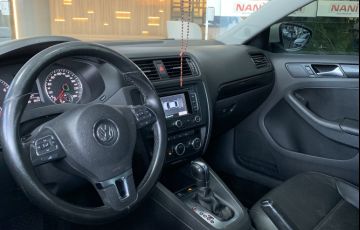 Volkswagen Jetta 2.0 Comfortline (Flex) - Foto #3