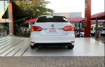 Volkswagen Jetta 2.0 Comfortline (Flex) - Foto #6