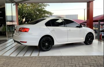 Volkswagen Jetta 2.0 Comfortline (Flex) - Foto #4