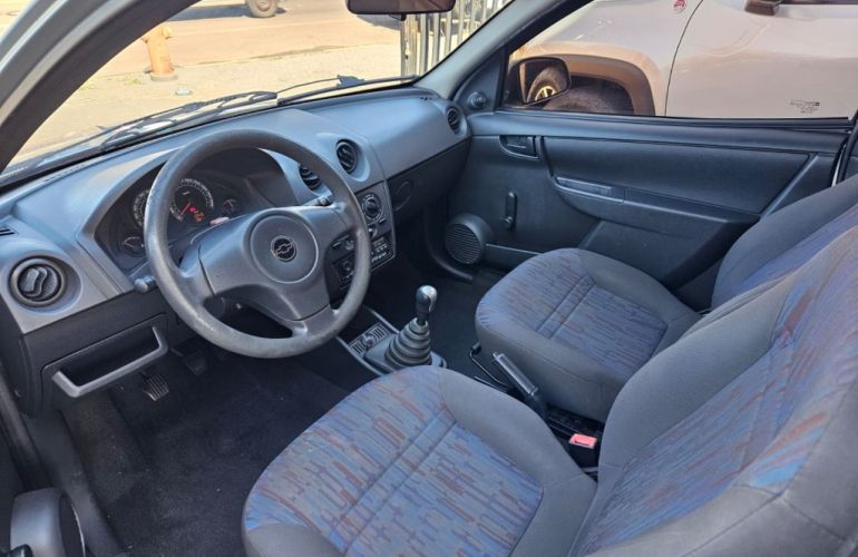 Chevrolet Celta Spirit 1.0 VHCE (Flex) 2p - Foto #4