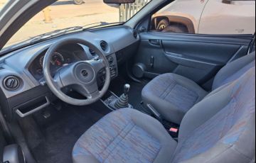 Chevrolet Celta Spirit 1.0 VHCE (Flex) 2p - Foto #4
