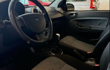 Ford Fiesta Hatch Rocam 1.6 (Flex) - Foto #5