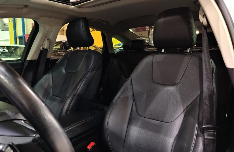 Ford Fusion 2.0 Titanium AWD 16v - Foto #9