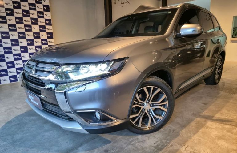 Mitsubishi Outlander 3.0 Gt 4x4 V6 24v - Foto #3