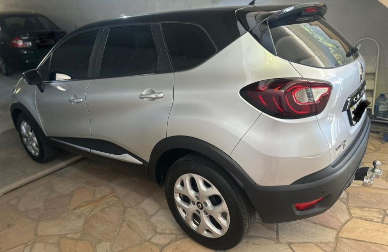 Renault Captur Life 1.6 CVT - Foto #2