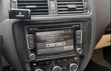 Volkswagen Jetta 2.0 Comfortline Tiptronic (Flex) - Foto #6