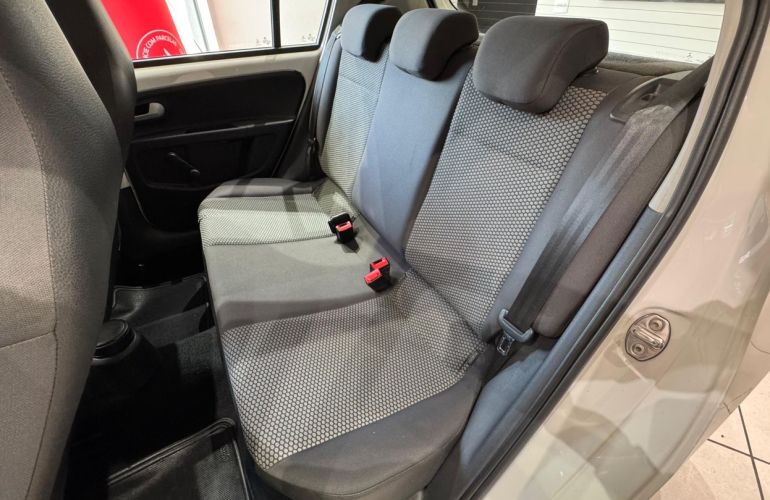 Volkswagen Up 1.0 TSi Move Up 12v - Foto #7