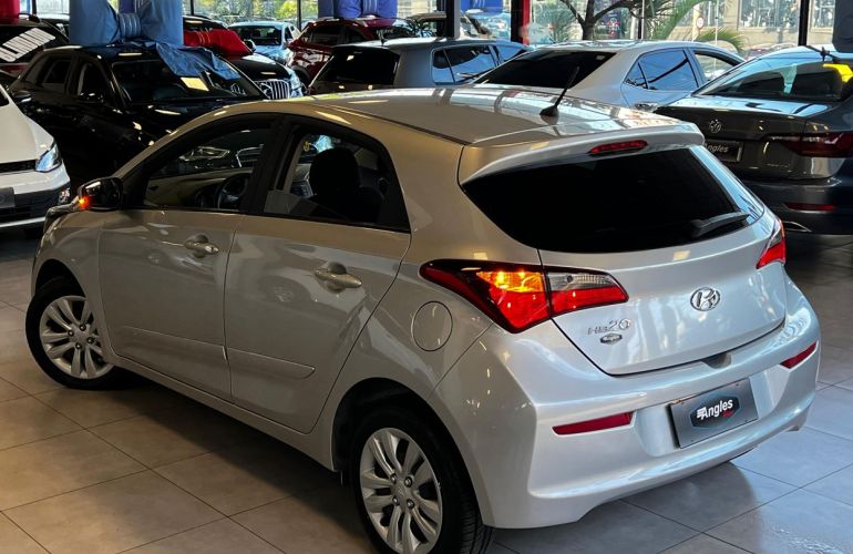 Hyundai Hb20 1.0 Comfort Plus 12v - Foto #4