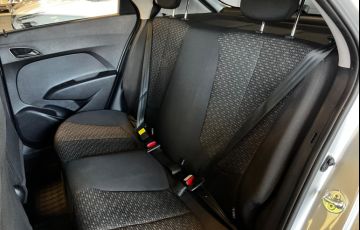 Hyundai Hb20 1.0 Comfort Plus 12v - Foto #8