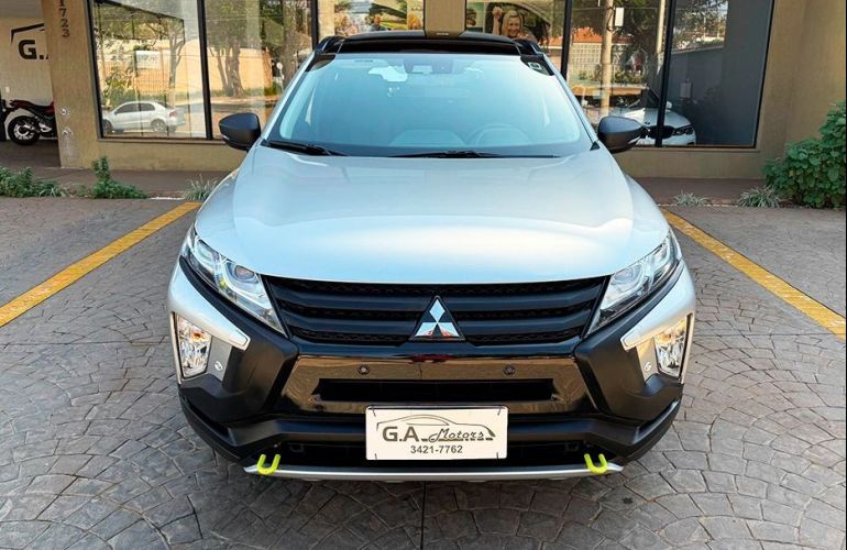 Mitsubishi Eclipse Cross 1.5 Mivec Turbo Hpe-s Outdoor S-awc - Foto #2