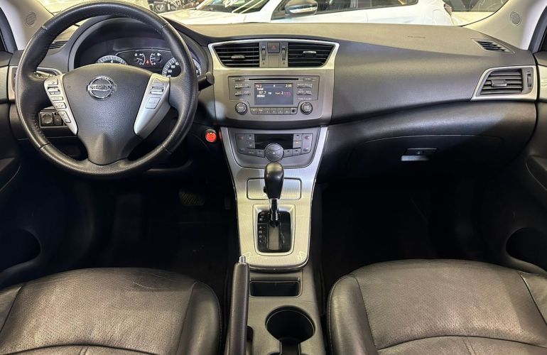 Nissan Sentra 2.0 SV 16v - Foto #8