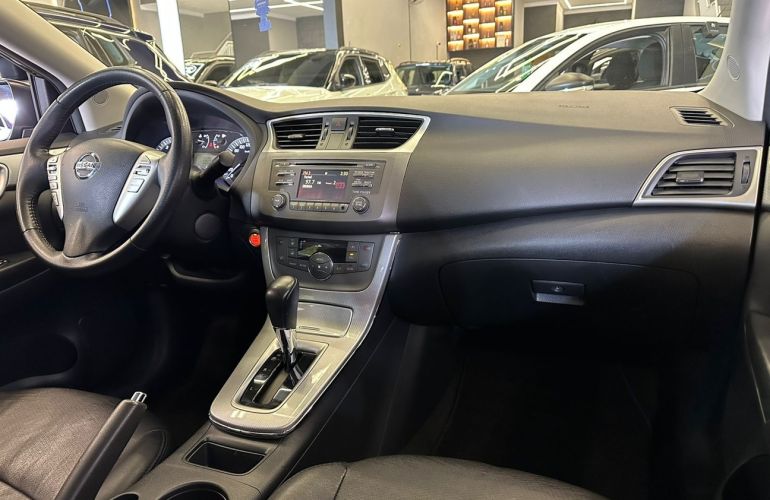 Nissan Sentra 2.0 SV 16v - Foto #9