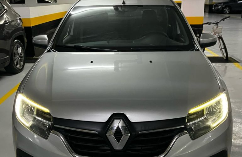 Renault Logan 1.0 Zen - Foto #2