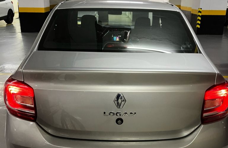 Renault Logan 1.0 Zen - Foto #3