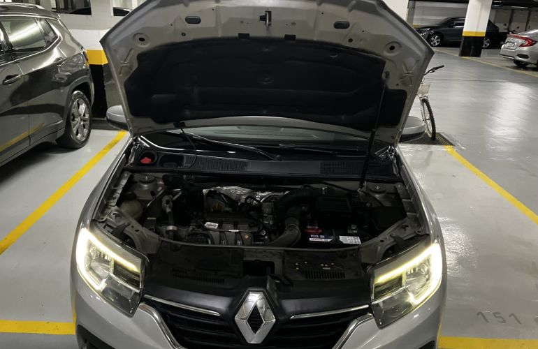 Renault Logan 1.0 Zen - Foto #5