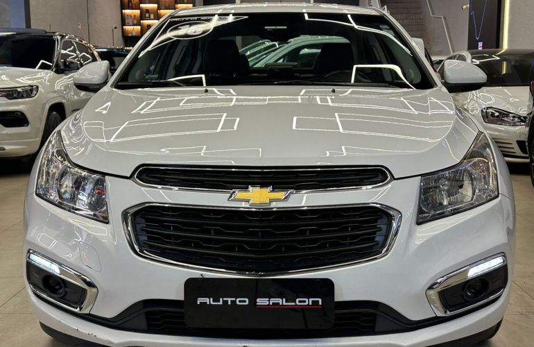 Chevrolet Cruze 1.8 LT 16V Sedan - Foto #2