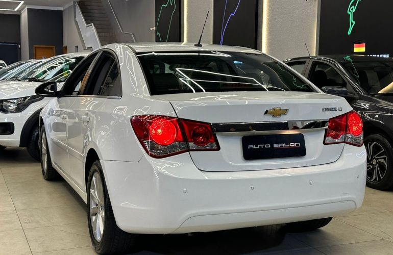 Chevrolet Cruze 1.8 LT 16V Sedan - Foto #3