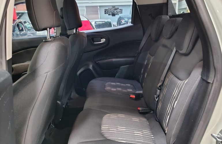 Fiat Toro 1.8 16V Evo Endurance - Foto #8