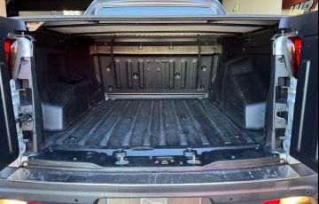 Fiat Toro 2.0 16V Turbo Freedom 4WD At9 - Foto #9