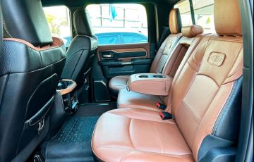 RAM 3500 6.7 I6 Turbo Limited Longhorn CD 4x4 - Foto #5