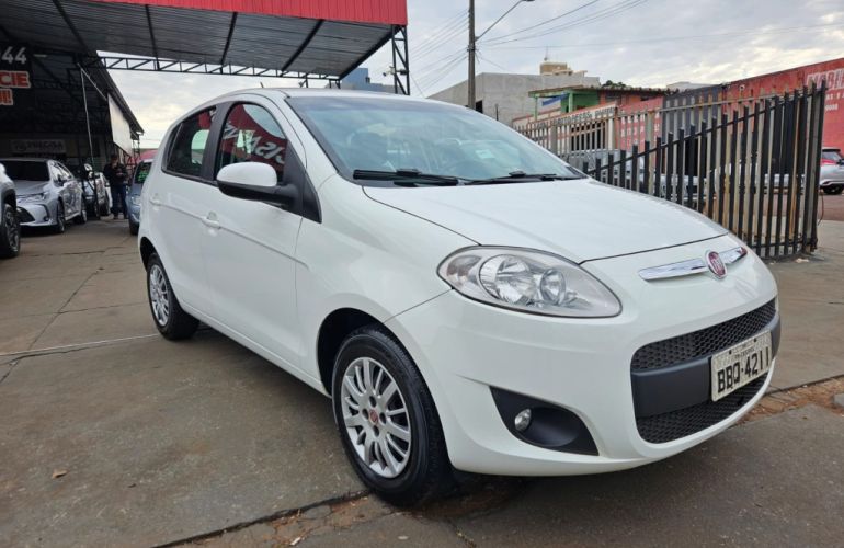 Fiat Palio Attractive 1.4 8V (Flex) - Foto #5