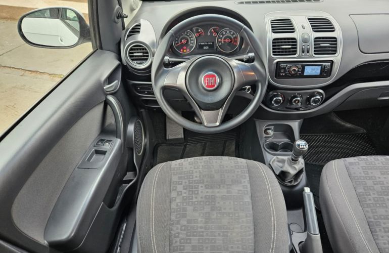Fiat Palio Attractive 1.4 8V (Flex) - Foto #6