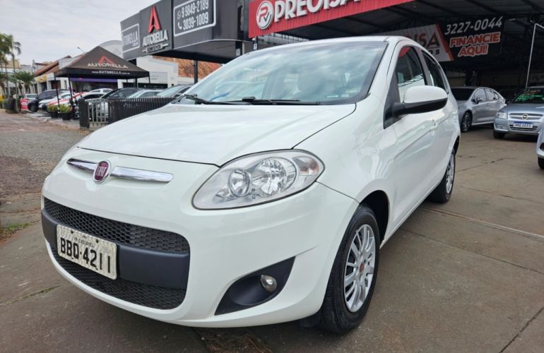 Fiat Palio Attractive 1.4 8V (Flex) - Foto #7