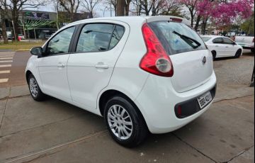 Fiat Palio Attractive 1.4 8V (Flex) - Foto #10